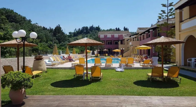 Номер Economy Sellas Hotel