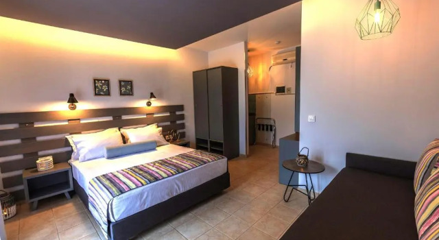 Номер Superior Aliston Hotel Studios