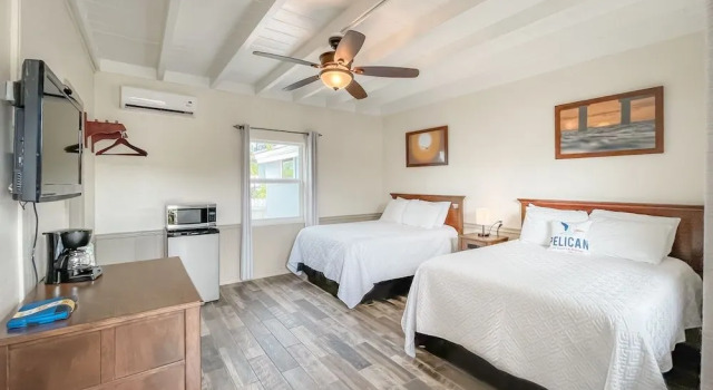 Pelican RV Resort and Motel, Varaa Mini-hotelli Hotellit Florida Keys uima-altaalla, Uima-allas