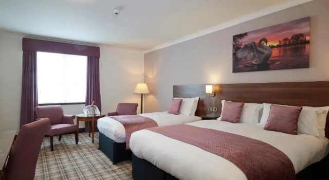 Семейный номер Executive Last Drop Village Hotel & Spa