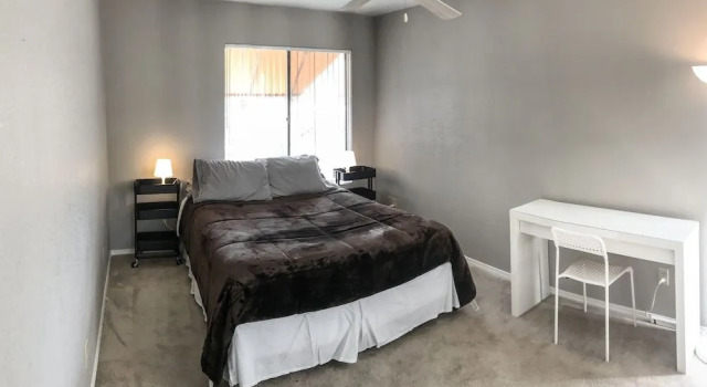 Old Town Scottsdale Golf Retreat, Забронировать Отель Скотсдейл 