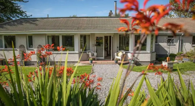 Home Comforts in Peaceful 2 Acres, Забронировать Отель Инвернесс Moray Firth, рядом с Больница «Рейгмор»