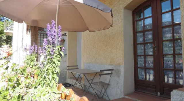 Апартаменты Gîte Les Guérins