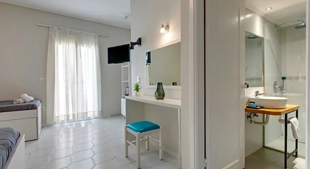 Номер Comfort Club Zante Plaza