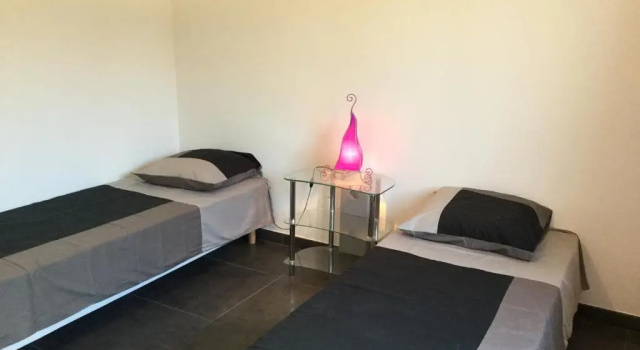 Вилла Très Jolie Villa Contemporaine Avec Piscine Chauffée, Proche du Centre Village D'Aureille, Au Cœur Des Alpilles, 4 Personnes, Ls1-300 Oustau di Auriho