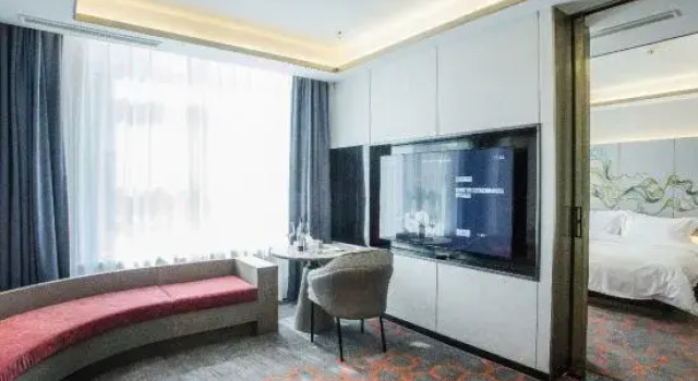 Suite D.MIESTON