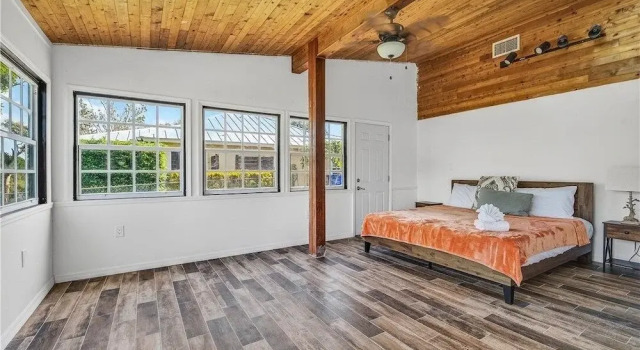 Relaxing Family Retreat In The Heart Of Sebastian 3 Bedroom Home, Book Hotel Sebastian Florida