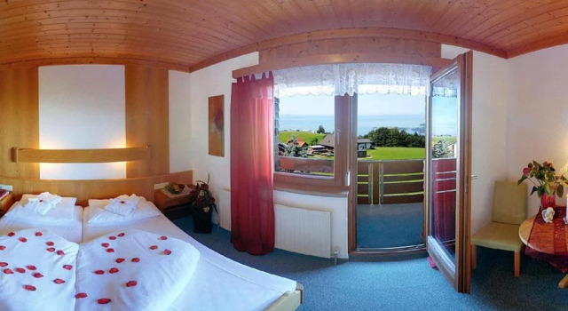 Hotel Sonnenhof, Book Hotel Hotels in Vorarlberg with a Pool, Swimming Pool