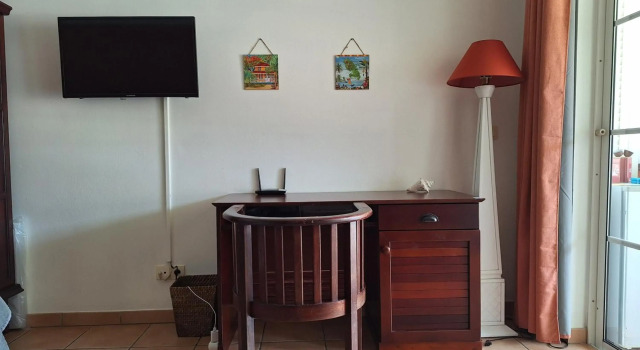 Le Ma Dja'Kaz - studio pieds dans l'eau Pierre et Vacances, Reservar Hotel Sainte-Luce Fort-de-France
