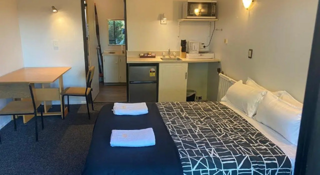 Студия Standard Ace Motor Lodge