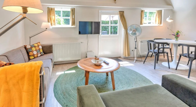 Modern Holiday Home in old Centre of Giethoorn With 2 Hours of Boat use, Rezervovat Hotel Hotely v Salland s parkováním, Parkování