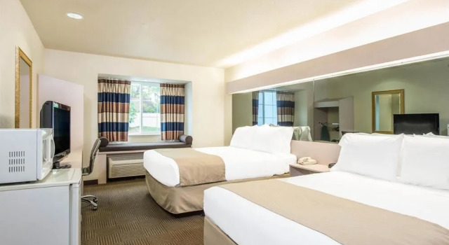 Microtel Inn & Suites by Wyndham Sainte Genevieve, 预订 酒店 Sainte Genevieve 奥索卡