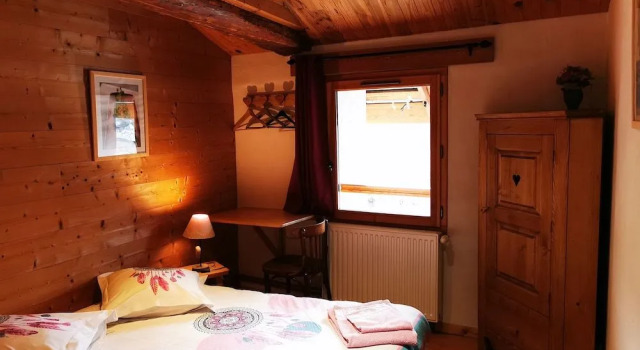 Gîte d'Etape Auberge de l'Ardoisière, Buchen Sie Hostel Jausiers Ubaye-Tal