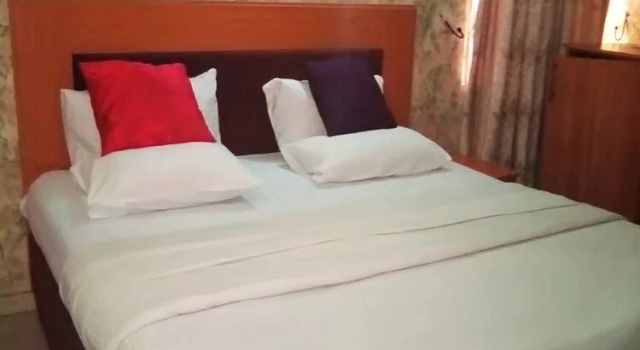 Двухместный люкс Royal Jerry Cedarwood Guest House