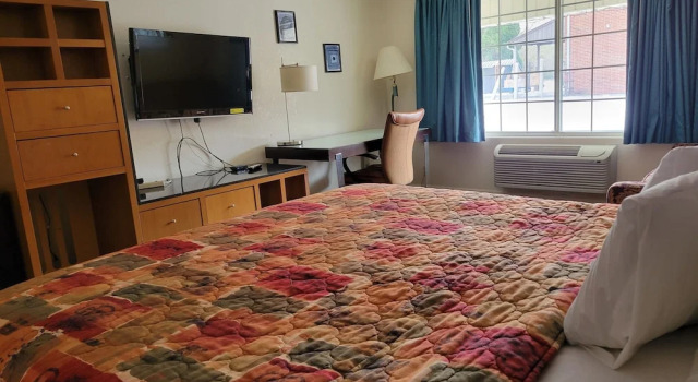 Номер Standard Surrey Inn Ashland