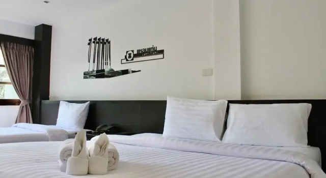 Трёхместный номер Standard S2 Hotel Bangsaen