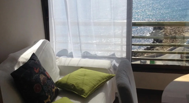 Апартаменты с 2 комнатами с балконом и рядом с пляжем Risin Sun Sea View