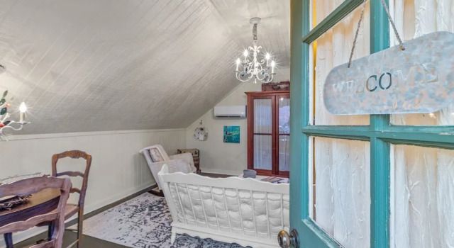 Коттедж c 1 комнатой Serendipity 1 Bedroom Cottage by RedAwning
