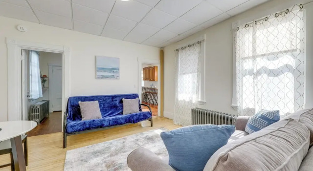 1/2 Mi to Ocean: Cozy Apt in Old Orchard Beach, Buchen Sie Ferienwohnung Old Orchard Beach 