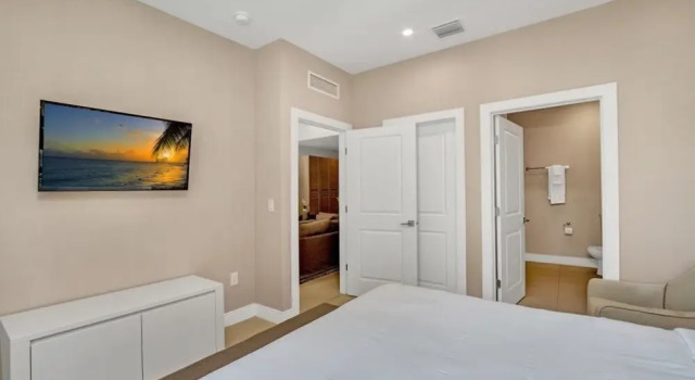Amazing 4 Bedroom Magic Village Townhome 3 Townhouse by Redawning, Varaa Lomakoti Orlando Kissimmee