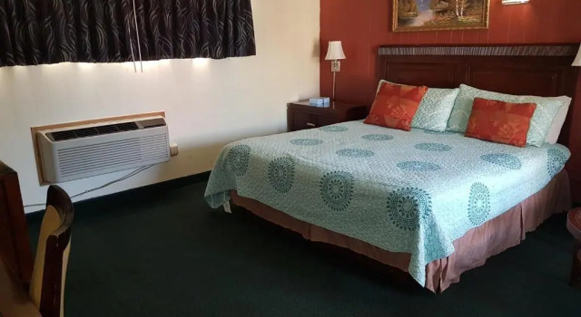 Номер Standard Town House Motel Inc