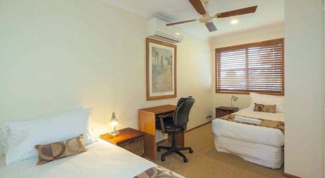 Noosa Entrance Waterfront Resort, Book Resort Hotels in Noosa with a Pool, Swimming Pool