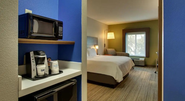Двухместный номер Standard Holiday Inn Express Hotel & Suites Austell Powder Springs by IHG