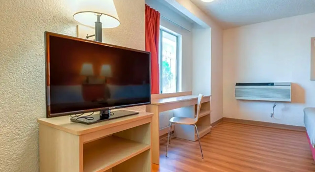 Номер Deluxe Motel 6-Rowland Heights, CA - Los Angeles - Pomona