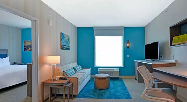 Четырёхместный люкс Home2 Suites by Hilton Bettendorf Quad Cities