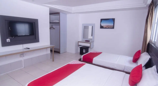 Süper süit Hotel O yfair Hotel