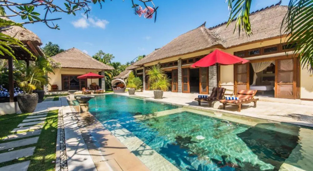 Вилла с 5 комнатами Villa Bugis Drupadi Seminyak