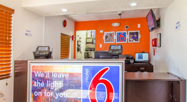 Motel 6-Phoenix, AZ - Airport - 24th Street, Забронировать Мотель Мотели Феникса - центра городов - Финикс, Мотель