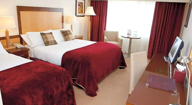 Номер Deluxe Headfort Arms Hotel