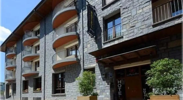 Hotel Apolo, Réserver Hôtel Hôtels à Sobrarbe avec parking, Parking