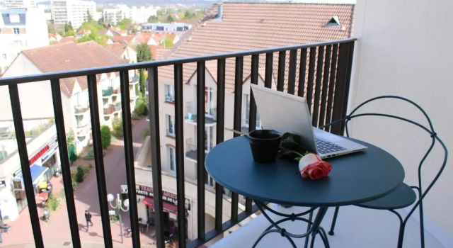 Двухместный номер Comfort с балконом ibis Saint Gratien - Enghien-Les-Bains