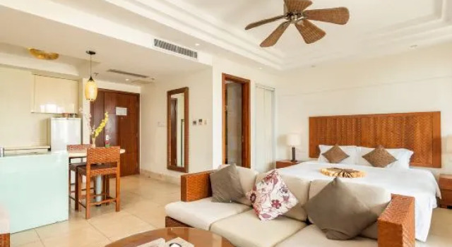 Люкс Aegean Suites  Sanya Yalong Bay  Resort