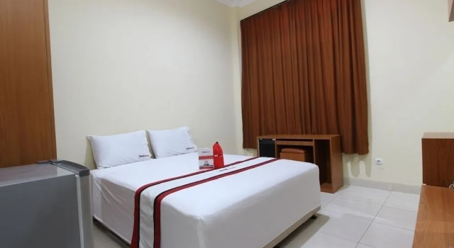RedDoorz @ Jakal Bawah, Rezervovat Hotel 3hvězdičkové hotely v Yogyakarta Province, 3*