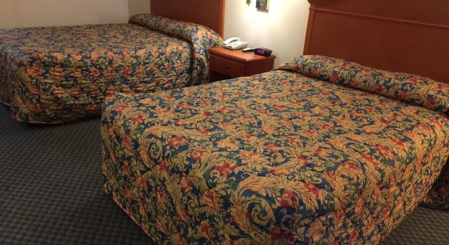 Royal Inn Taylorsville, Varaa Mini-hotelli Taylorsville Mississippi