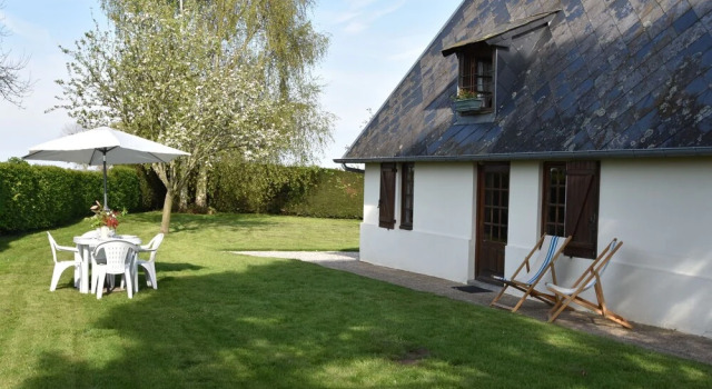 Rural, Detached Holiday Home With Pleasant Garden Near the French West Coast, Reserva ahora Hotel Morainville-Jouveaux 