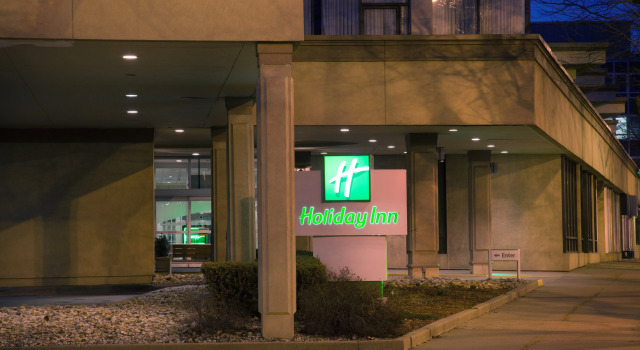 Holiday Inn Rock Island-Quad Cities by IHG, Забронировать Отель Отели Иллинойс 3 звезды, 3*
