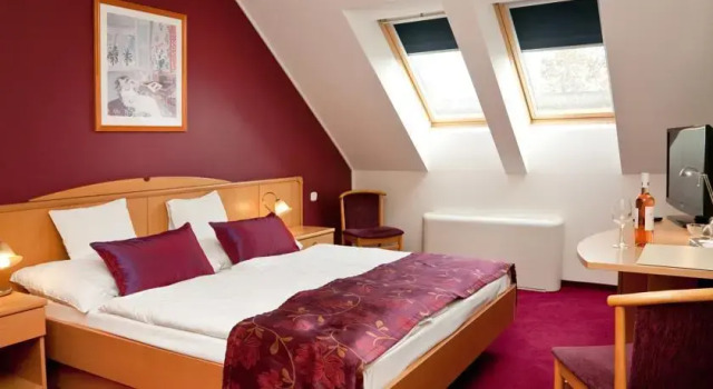 Hotel Kálvária Ii, Buchen Sie Hotel Győr 