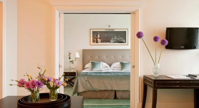 Люкс с балконом и с видом на море Savoia Excelsior Palace Trieste - Starhotels Collezione