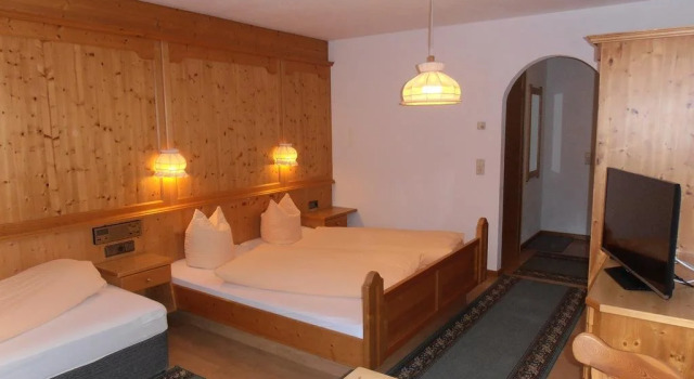 Haus Dorfplatz- Silvretta Card Premium inklusive, Забронировать Отель Отели Тироля 3 звезды, 3*