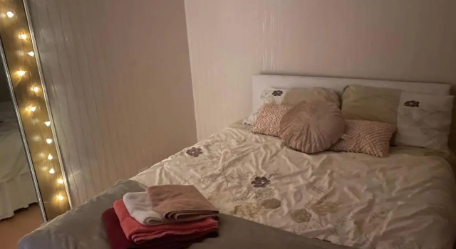 Impeccable 3- Bedroom House in Kirkcaldy, Buchen Sie Ferienwohnung Hotels in Schottland mit Parkplatz, Parkplätze