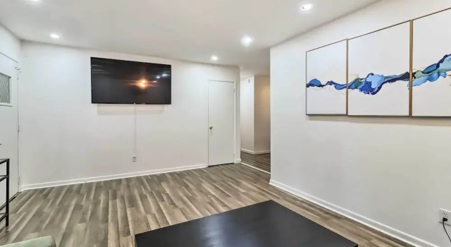 Коттедж 12 Mi to Camelback Ski Resort: Home w/ Decks!