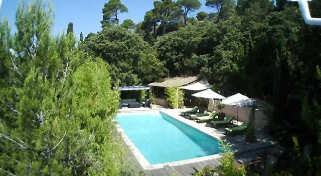 les 3 saisons, Book Hotel Hoteller i Cucuron med pool, Swimmingpool