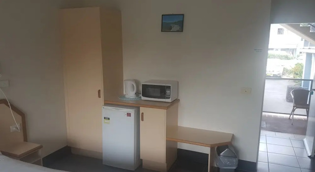 Двухместный номер Standard с балконом Jopen Cafe & Motel