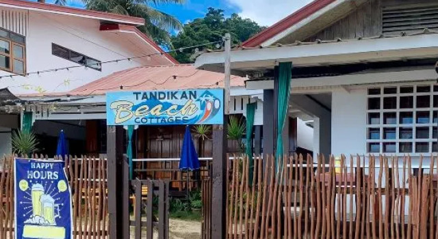 RedDoorz @ Tandikan Beach Cottages, Prenota Hotel El Nido 