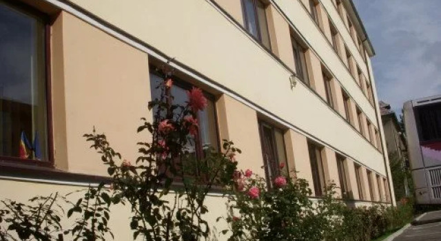 Hotel Decebal, Rezervovat Hotel Hotely v Prahova Valley s parkováním, Parkování