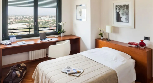 2 Bedrooms Standard Apartment with balcony Cosmo Residence